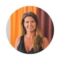 Profa. Livia DÁvila